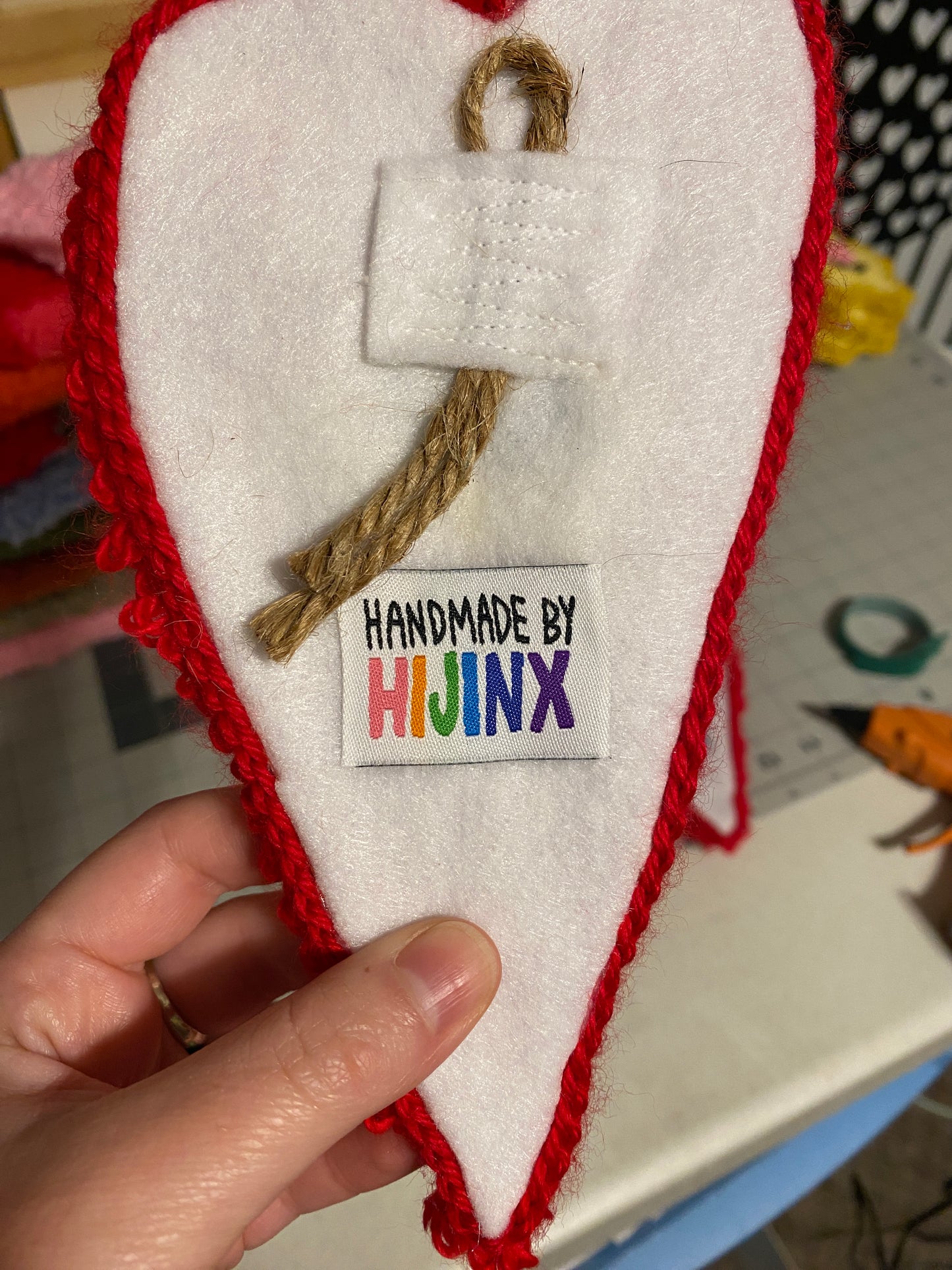 Heart Eyes | Wall-Hanging Tufted Rug